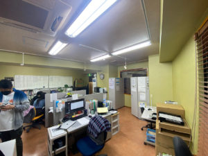 横浜市 内装工事(クロス張替え、床、NW整備)